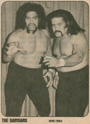 1981 Wrestling Super Stars #NNO The Samoans Front