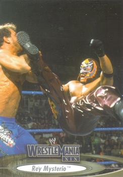 2003 Fleer WWE WrestleMania XIX #41 Rey Mysterio Front