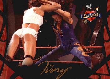 2004 Fleer WWE Divine Divas 2005 #15 Ivory Front
