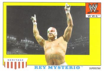 2008 Topps Heritage IV WWE #42 Rey Mysterio  Front
