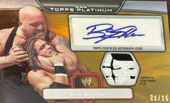 2010 Topps Platinum WWE - Autograph Relics Gold #37 Big Show  Front